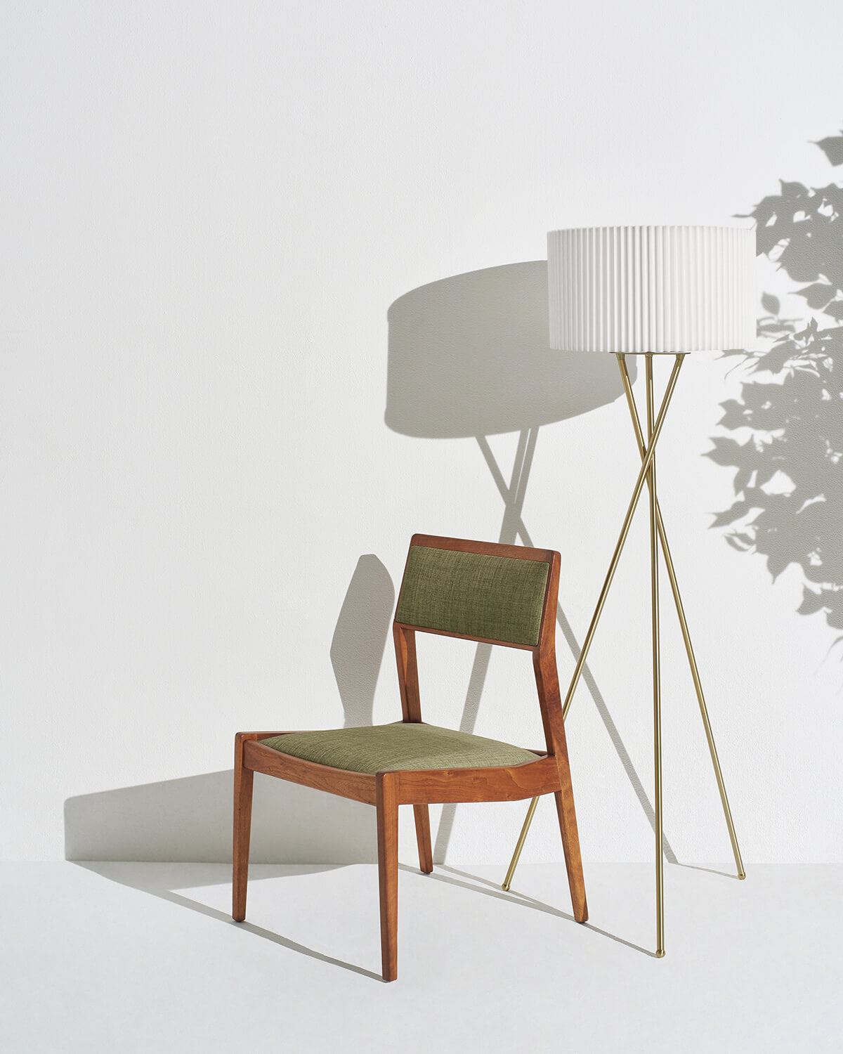 The Jaxon LED Floor Lamp-Eco Friendly Bulb Included