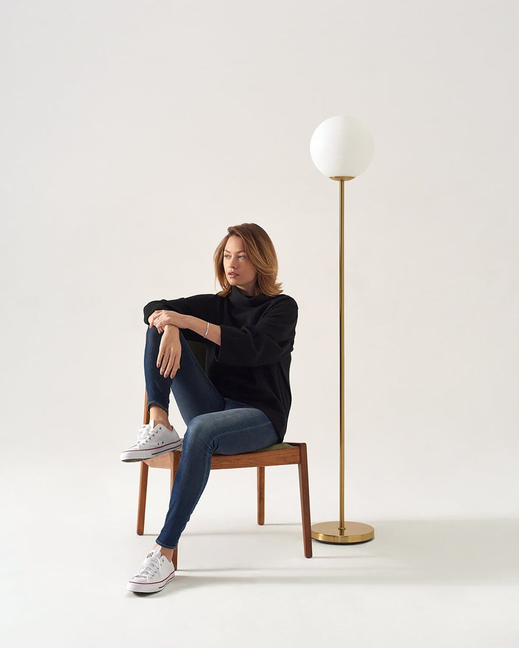 The Luna LED Floor Lamp-Smart Home Compatible