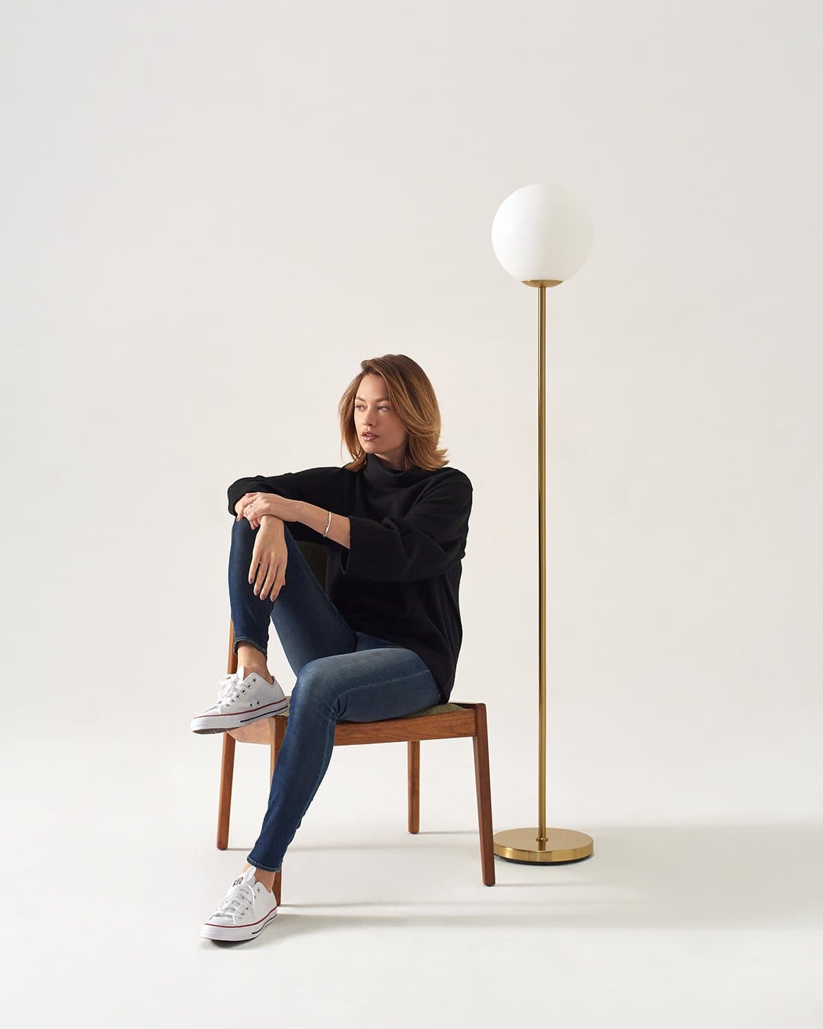 The Luna LED Floor Lamp-Smart Home Compatible