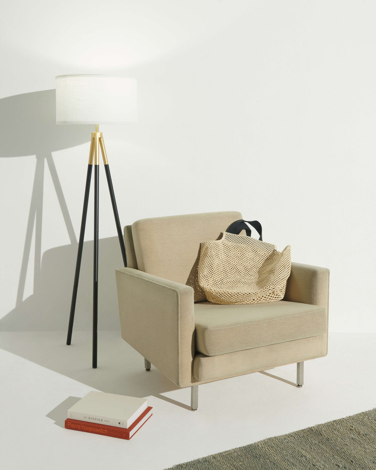The Levi Floor Lamp-Smart Home Compatible
