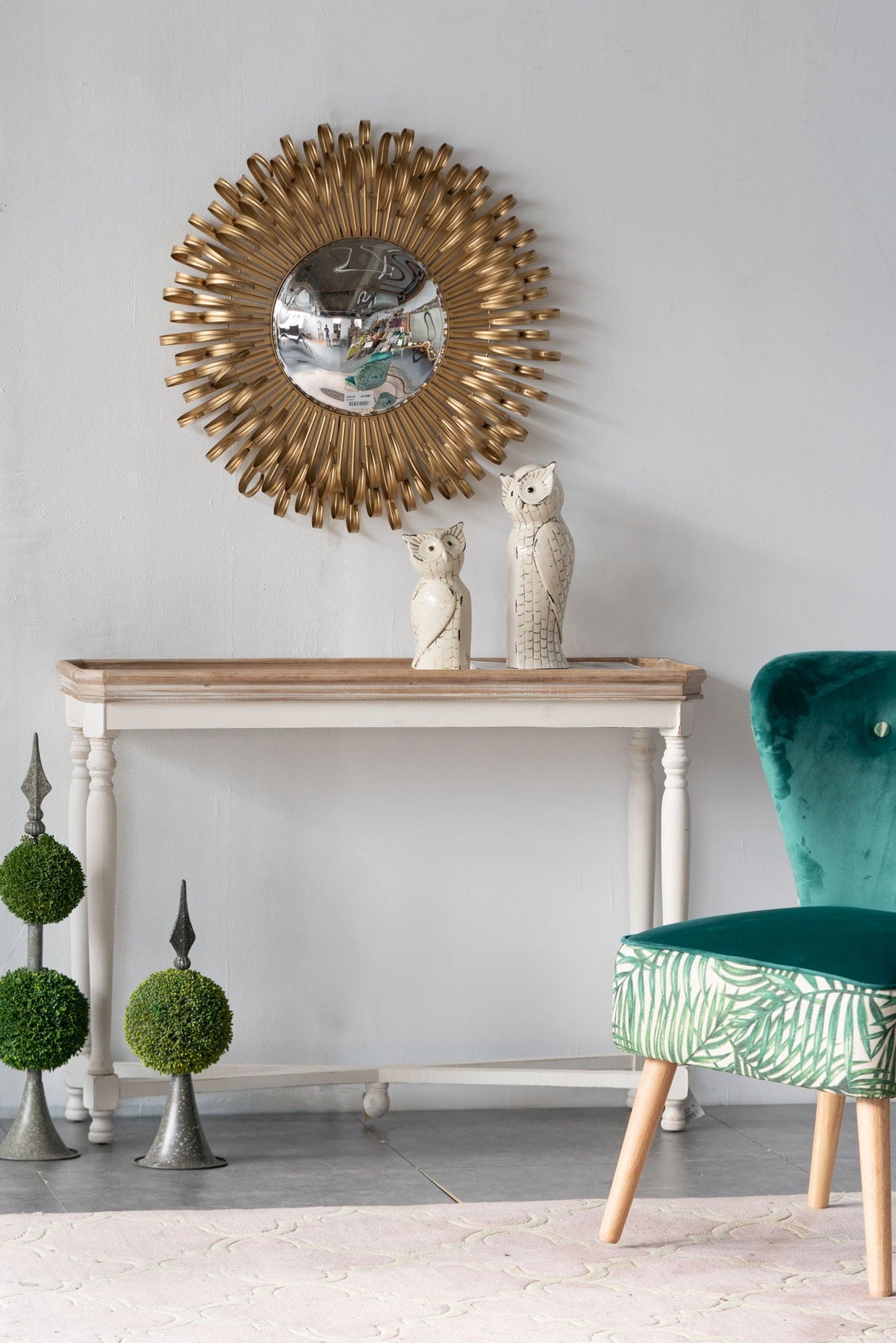 Sunburst Wall Mirror in Gold