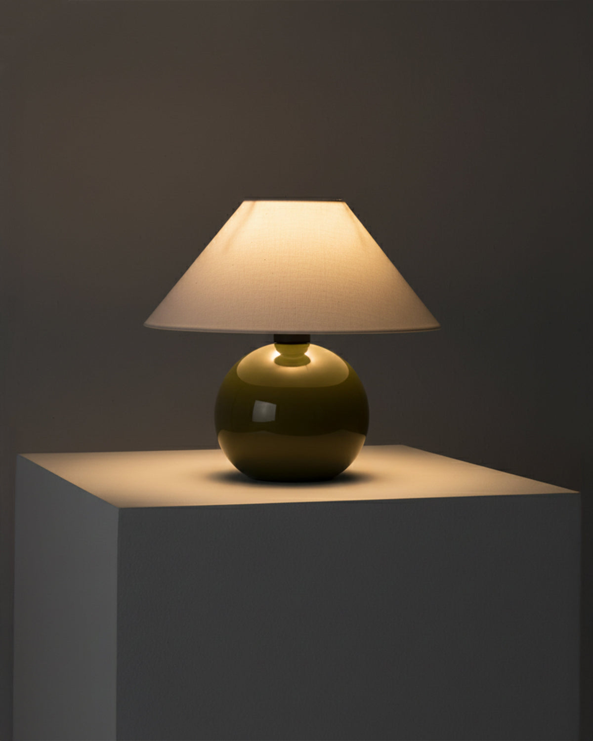 The Fiona Table Lamp