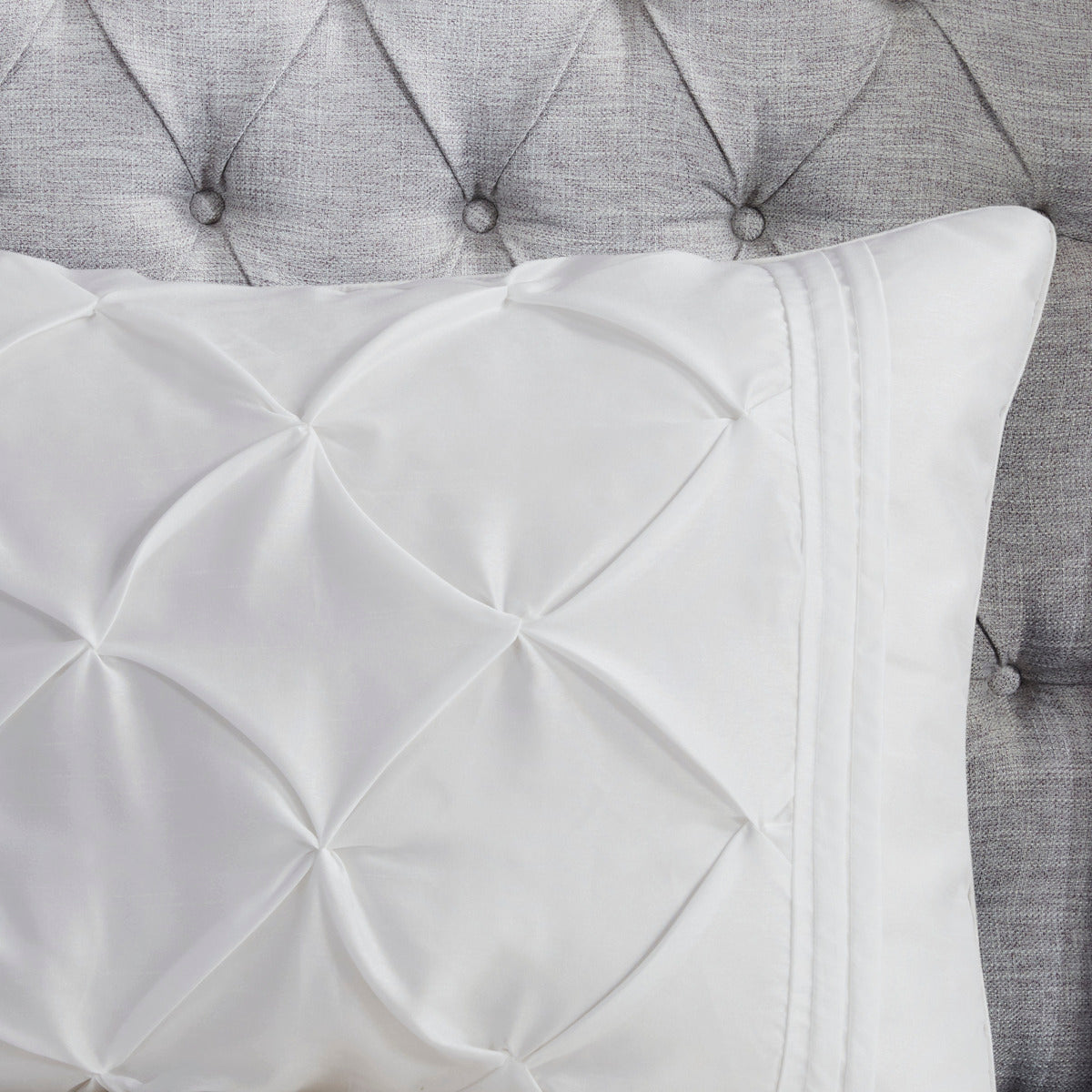White 7 Piece Tufted Comforter Set
