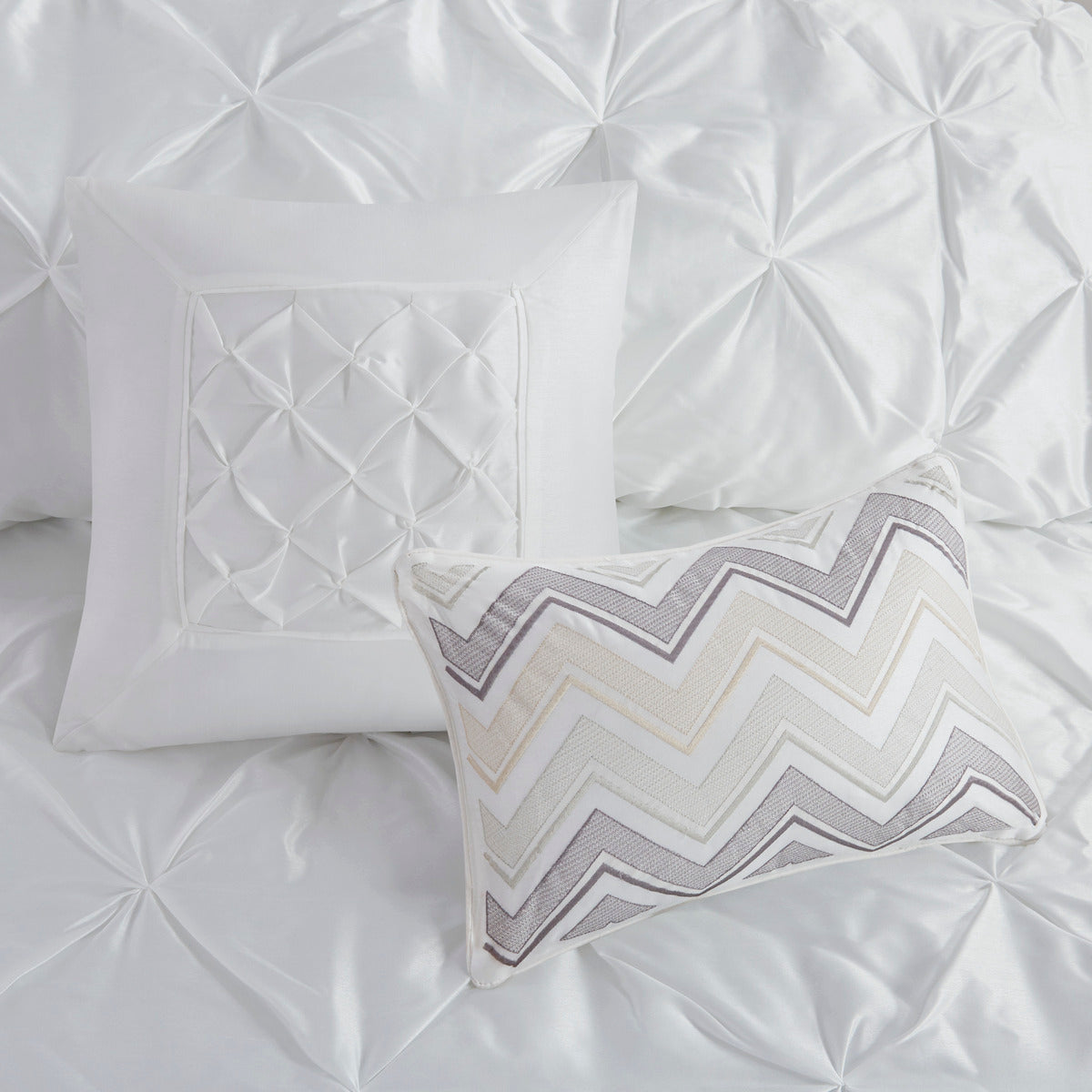 White 7 Piece Tufted Comforter Set