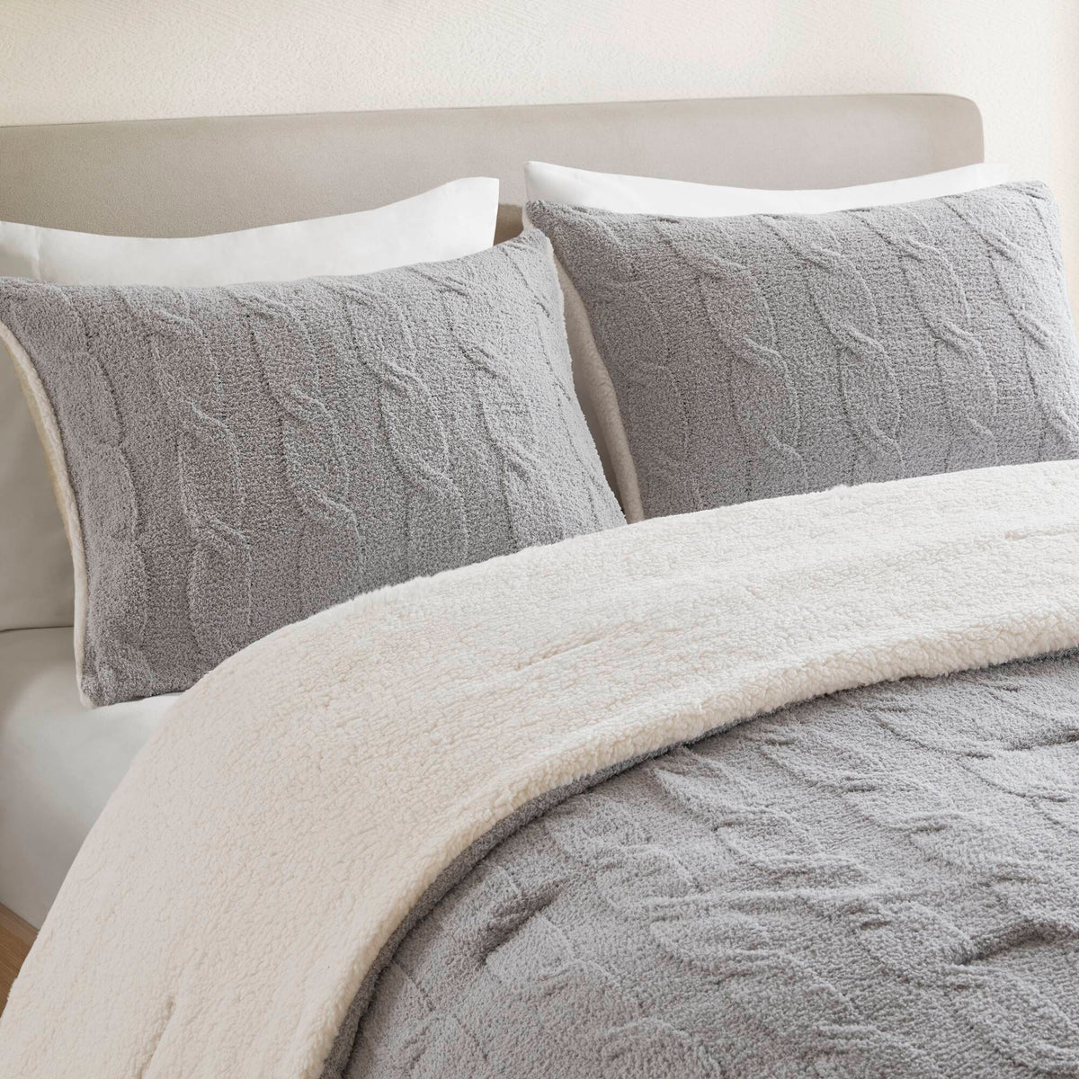 Gray 3 Piece Full/Queen Cable Knit Chenille Comforter Set