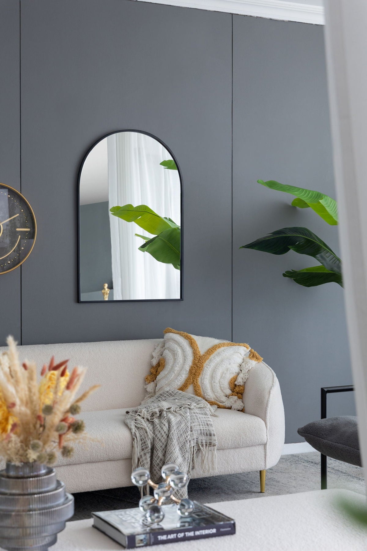 Elegant Arched Mirror With Metal Frame – Wall Mirror for Living Room, Bedroom, or Entryway