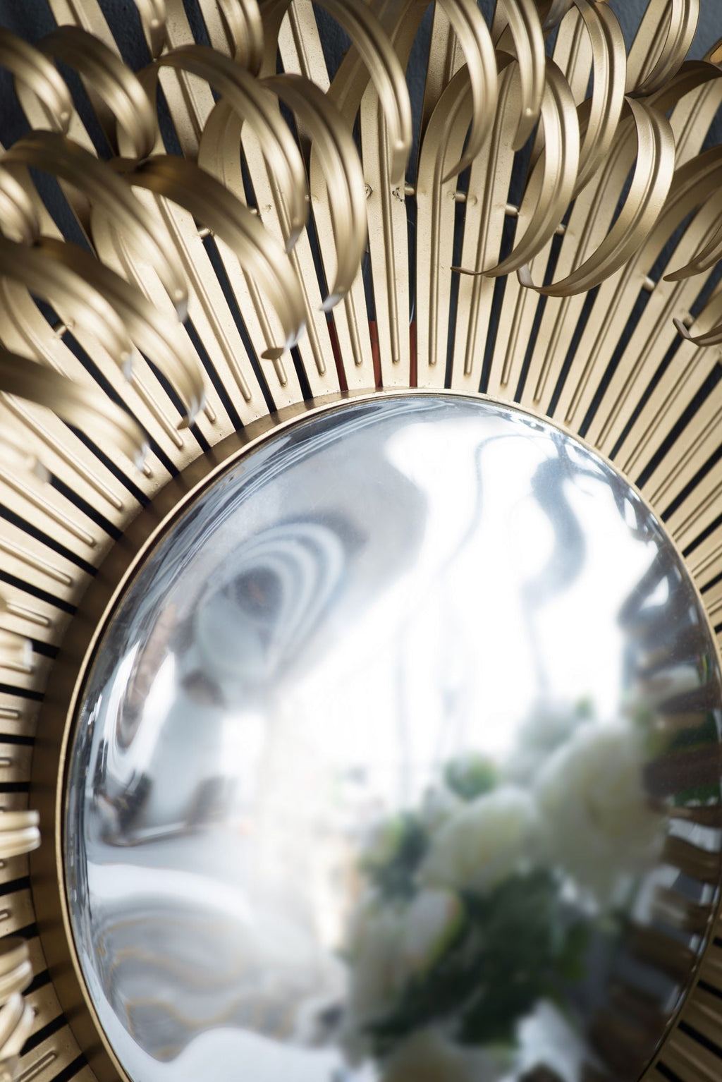Sunburst Wall Mirror in Gold