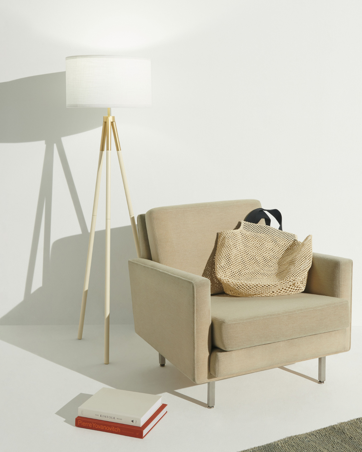 The Levi Floor Lamp-Smart Home Compatible