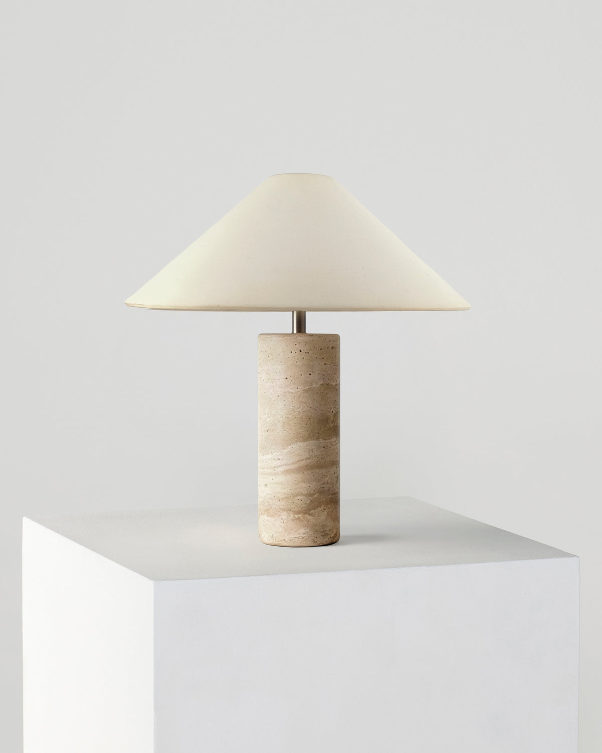 The Runo Table Lamp