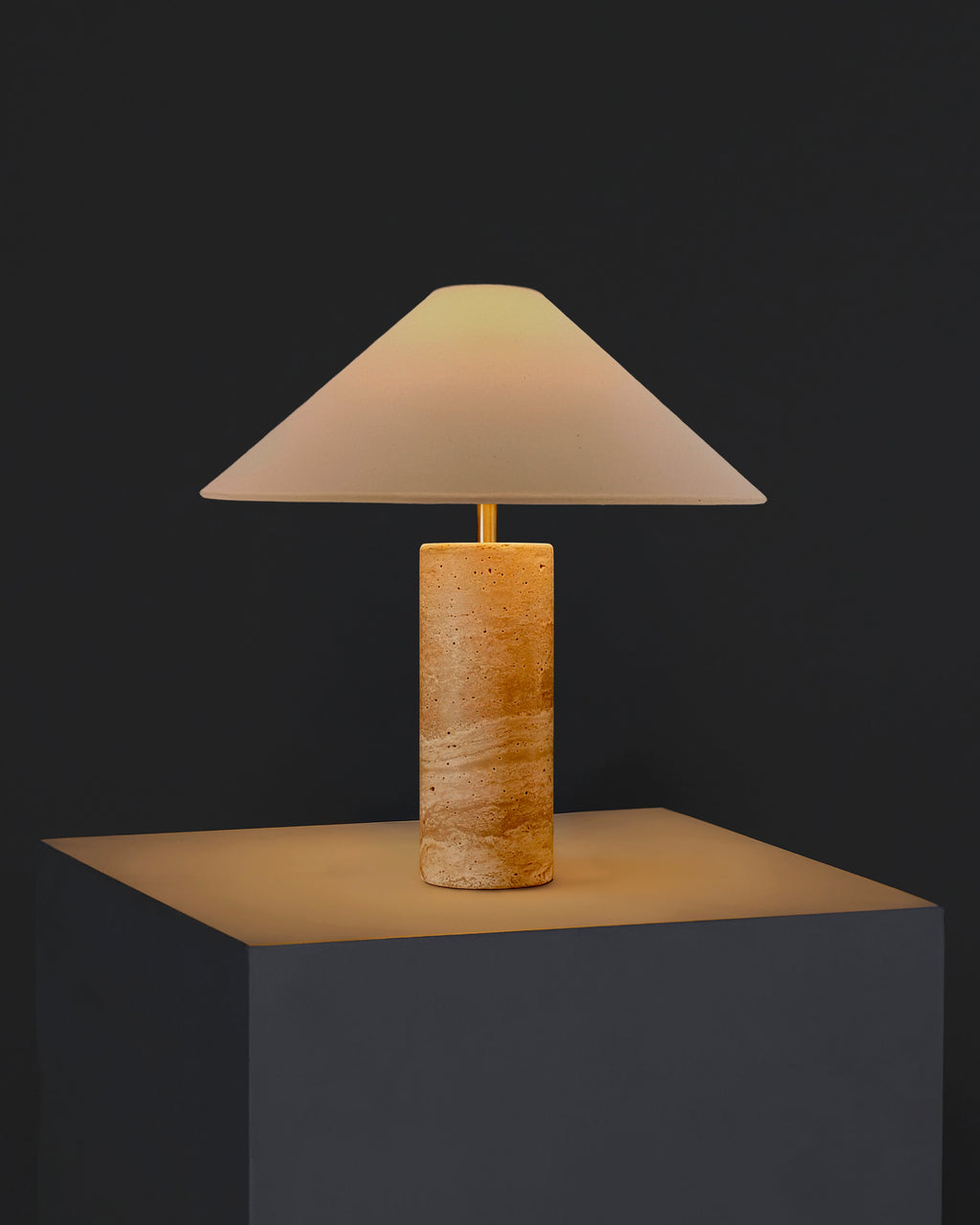 The Runo Table Lamp