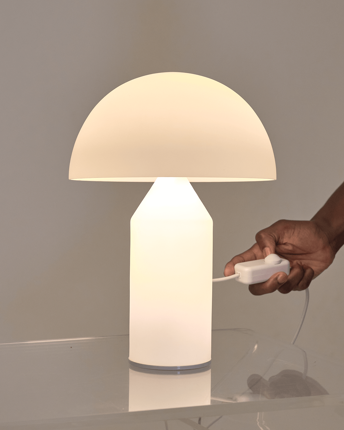 The Venus Table Lamp