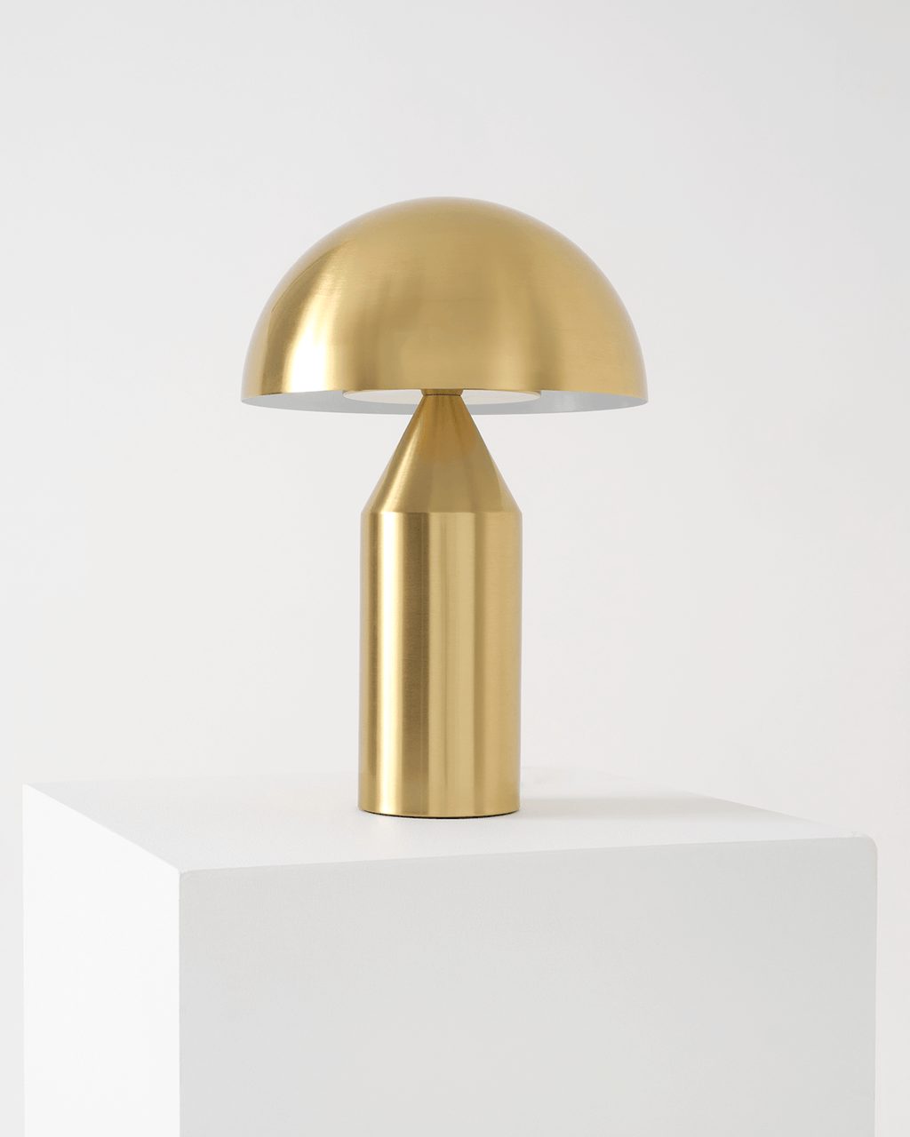 The Venus Table Lamp