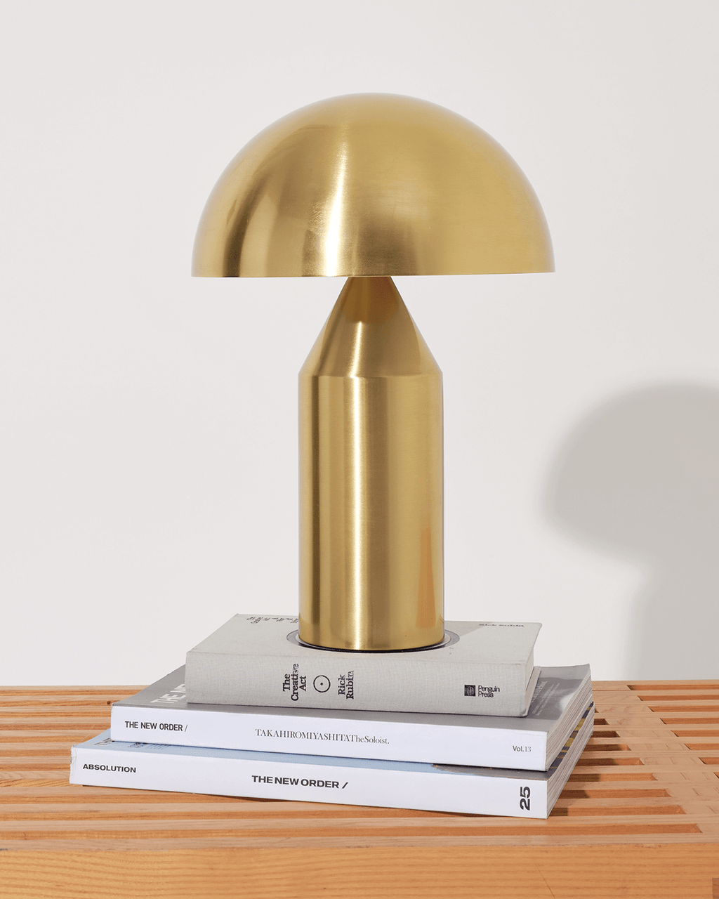 The Venus Table Lamp