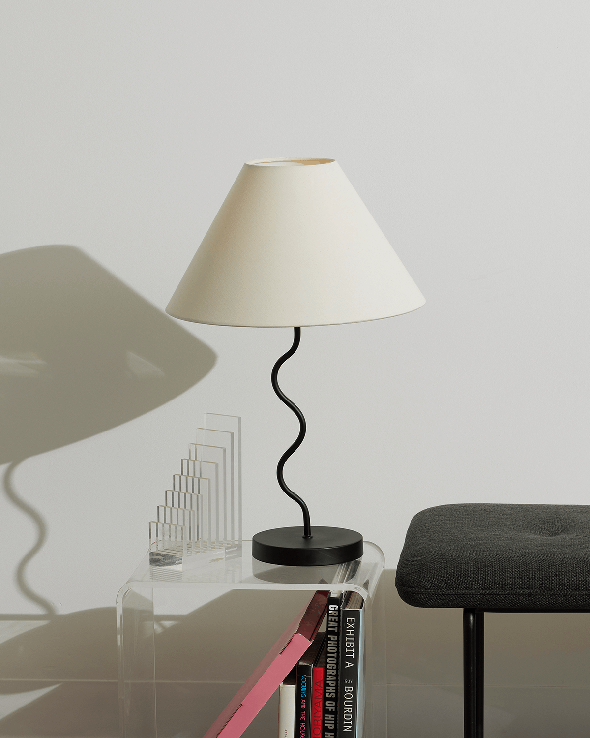 The Wavy Table Lamp
