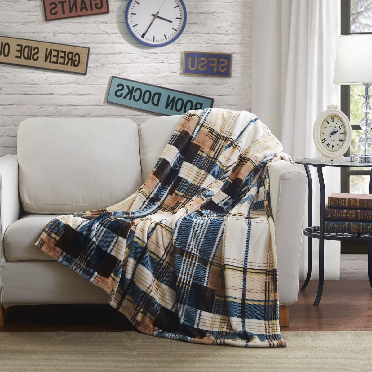Tache Winter Cabin Flannel Throw Blanket