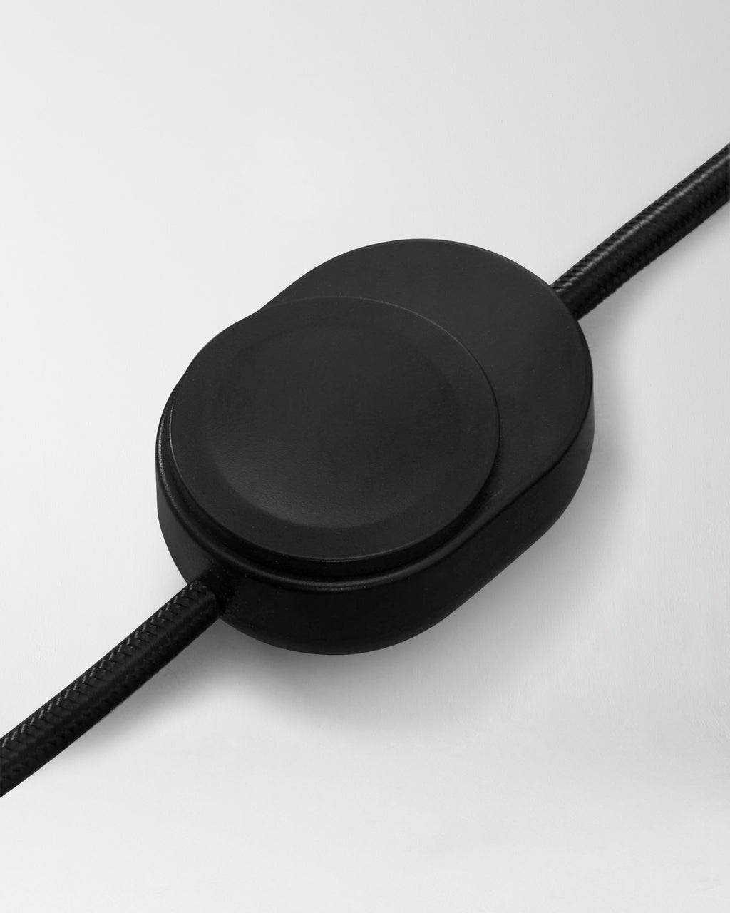The Arthur Table Lamp