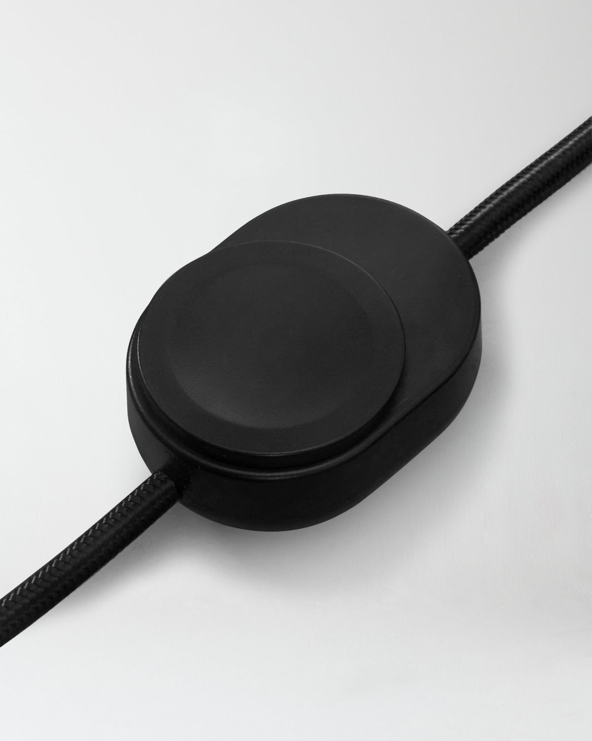 The Arthur Table Lamp